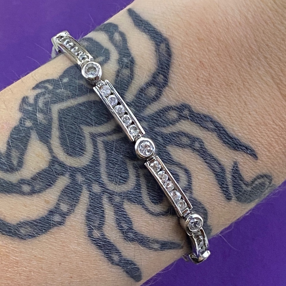 💛 Elegant Sterling Silver CZ Tennis Bracelet